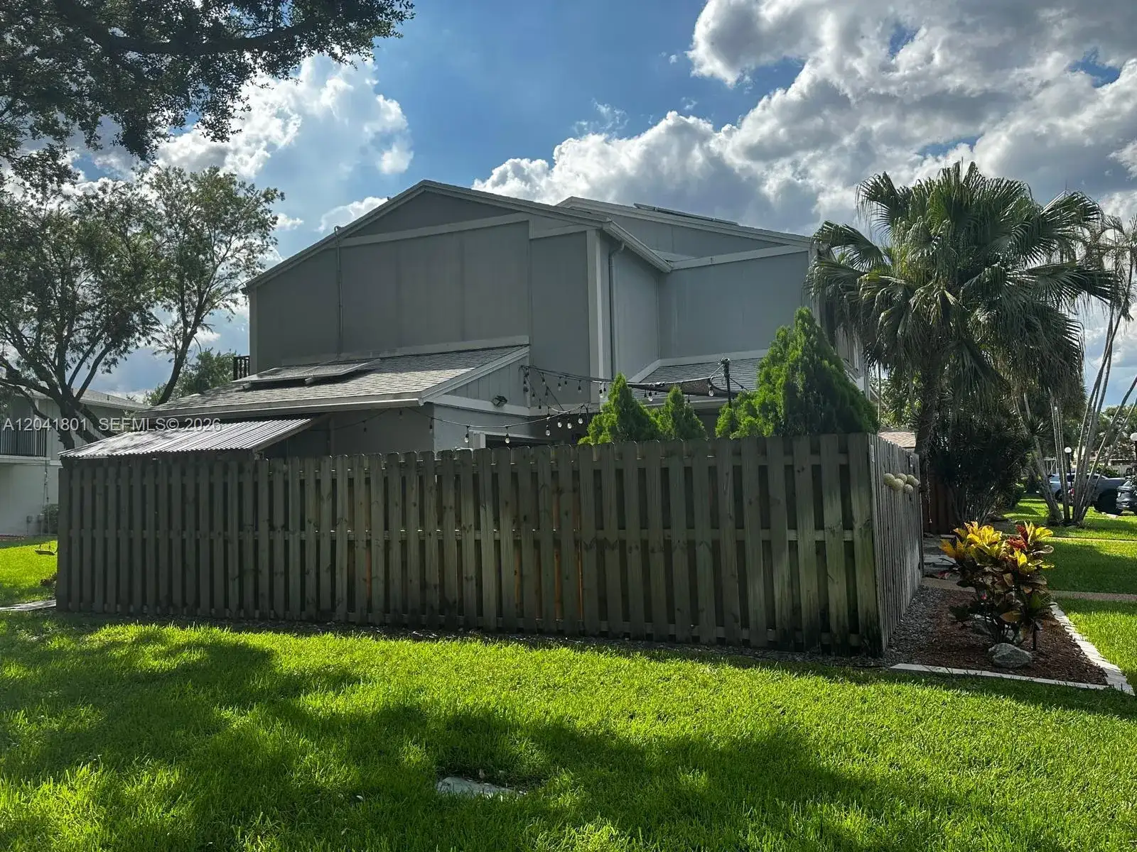 13290 NW 7th St, Plantation FL 33325 photo 2