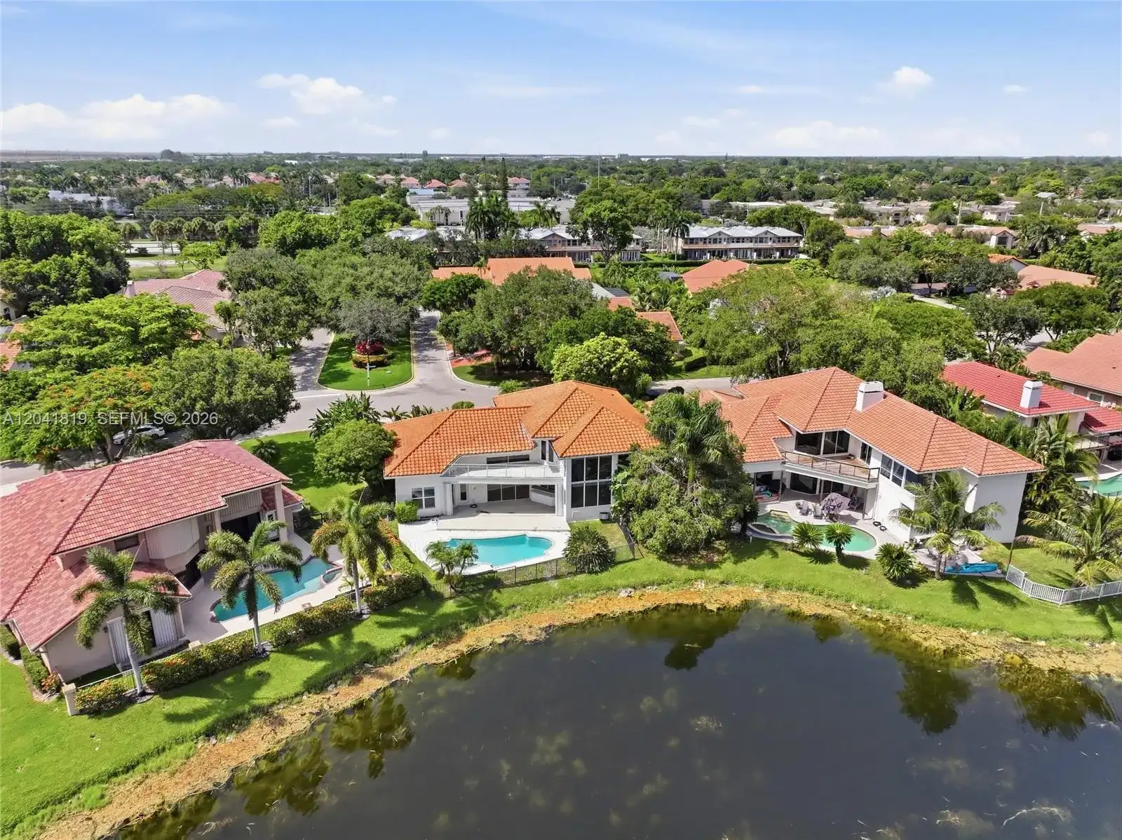 12388 Classic Dr, Coral Springs FL 33071 photo 4