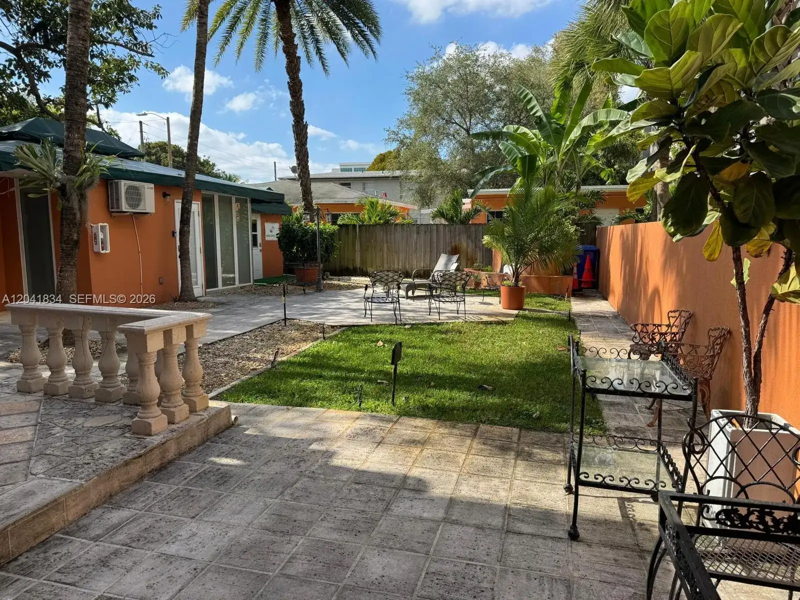 1033 NW 6th St Unit 1, Miami FL 33136 photo 4