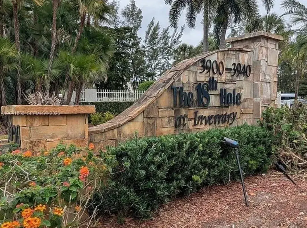 3910 Inverrary Blvd # B, Lauderhill FL 33319