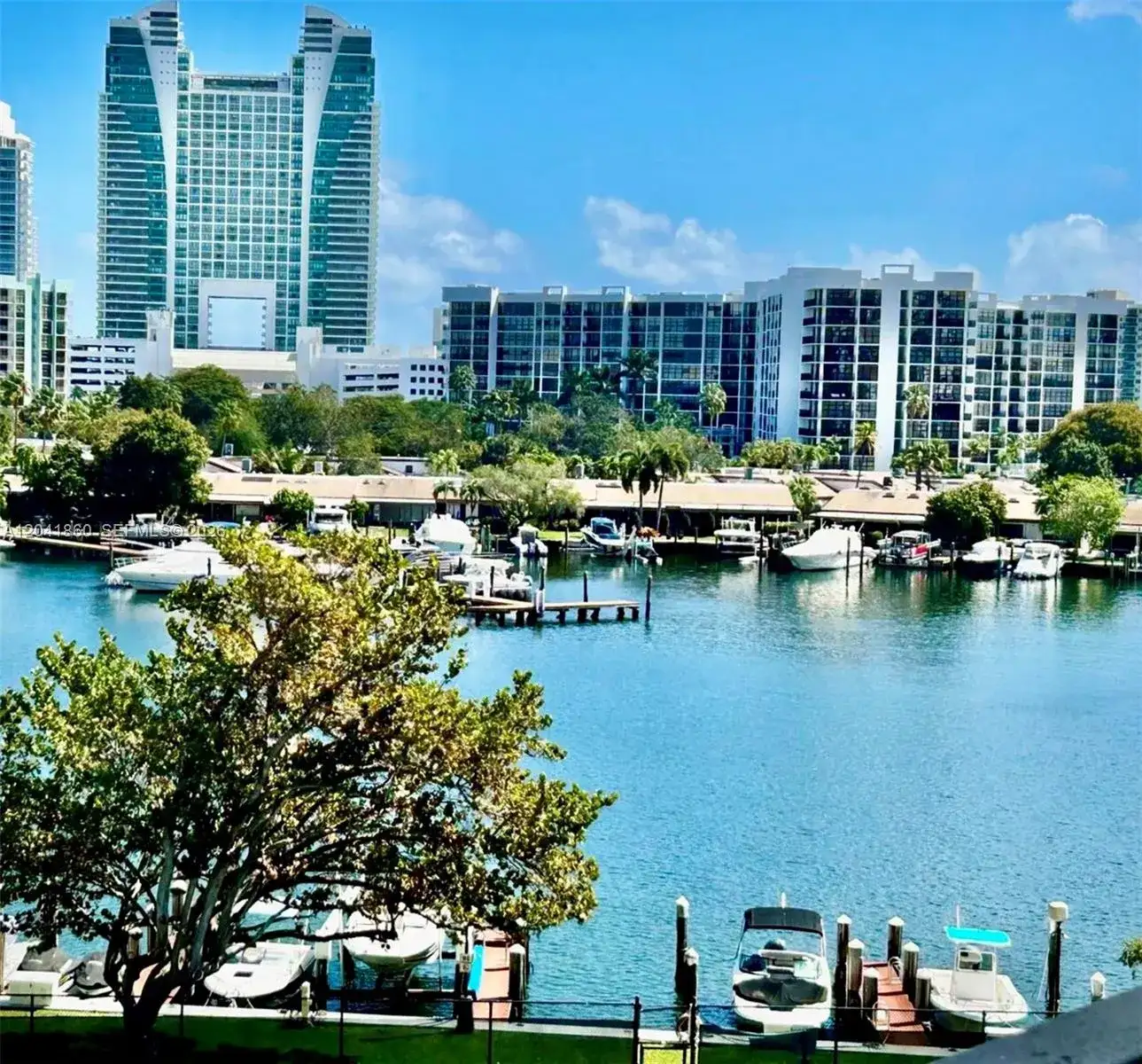 500 Three Islands Blvd # 223, Hallandale Beach FL 33009 photo 4