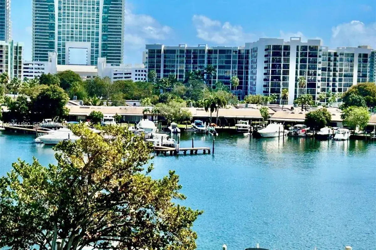 500 Three Islands Blvd # 223, Hallandale Beach FL 33009