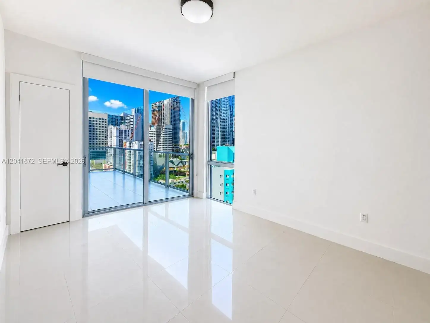 1010 SW 2nd Ave # 1504, Miami FL 33130 photo 4