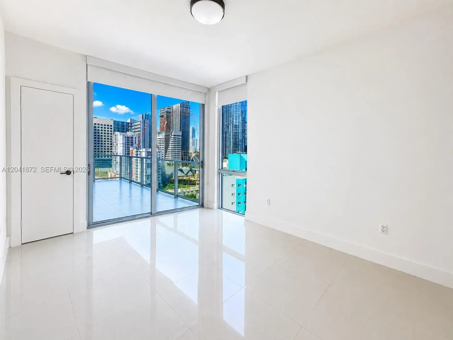 1010 SW 2nd Ave # 1504, Miami FL 33130