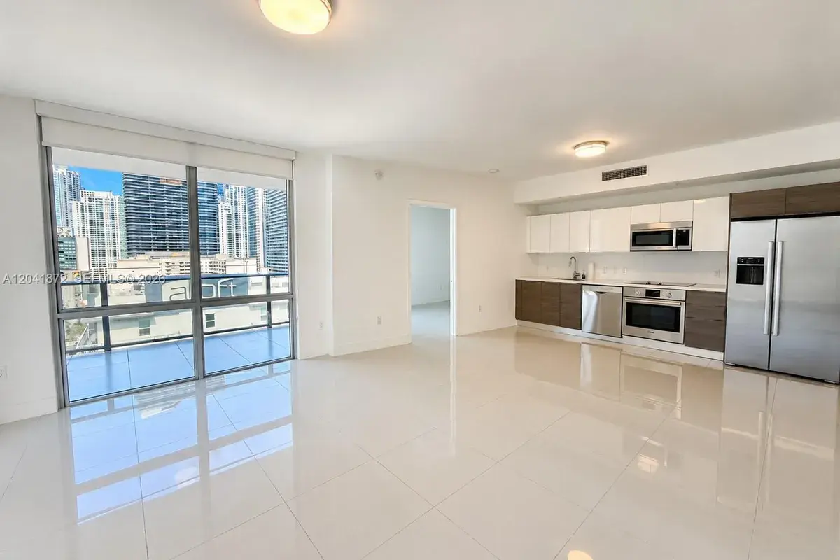 1010 SW 2nd Ave # 1504, Miami FL 33130