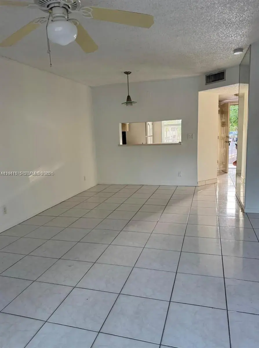 8750 Royal Palm Blvd # 209, Coral Springs FL 33065