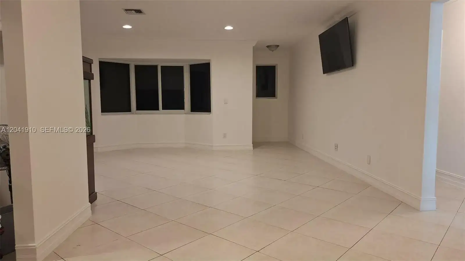 1800 N 55th Ave, Hollywood FL 33021 photo 2