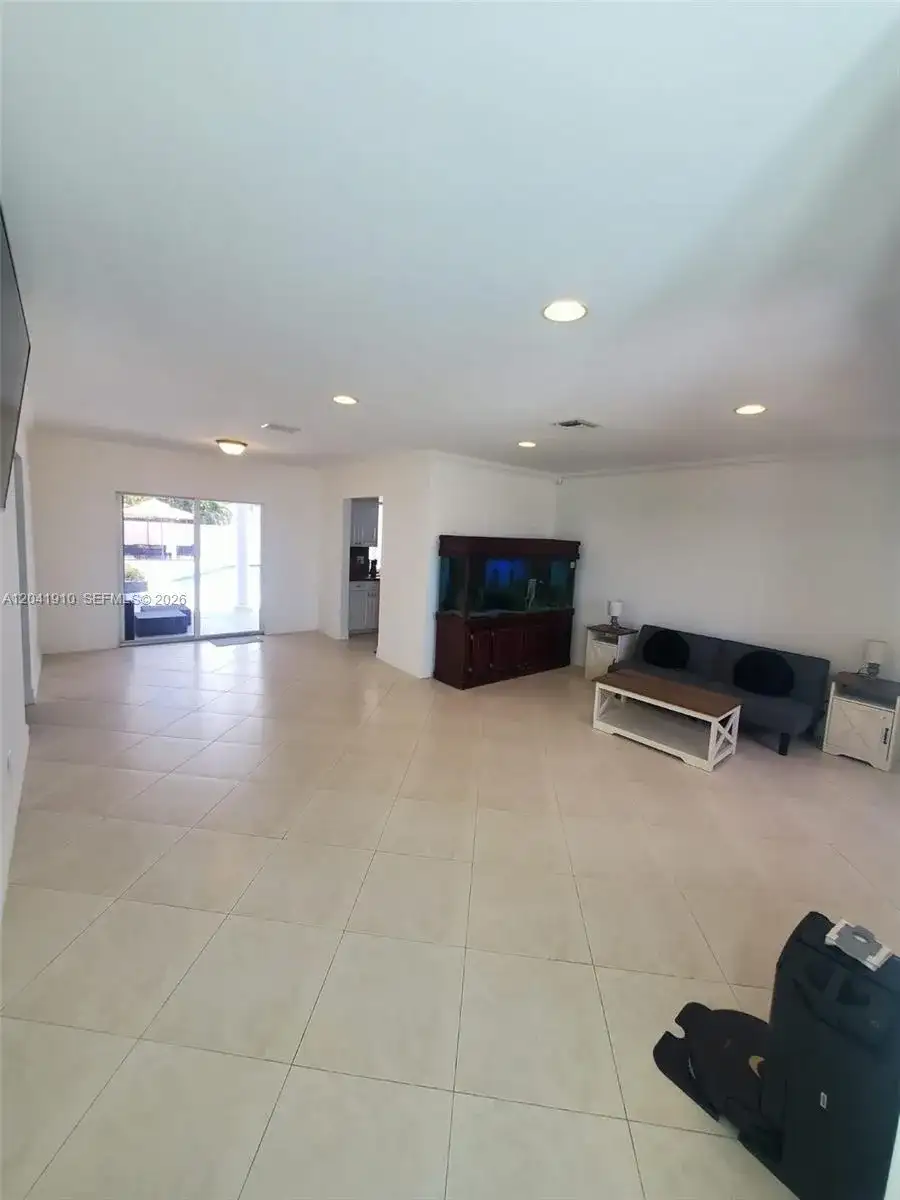 1800 N 55th Ave, Hollywood FL 33021 photo 5