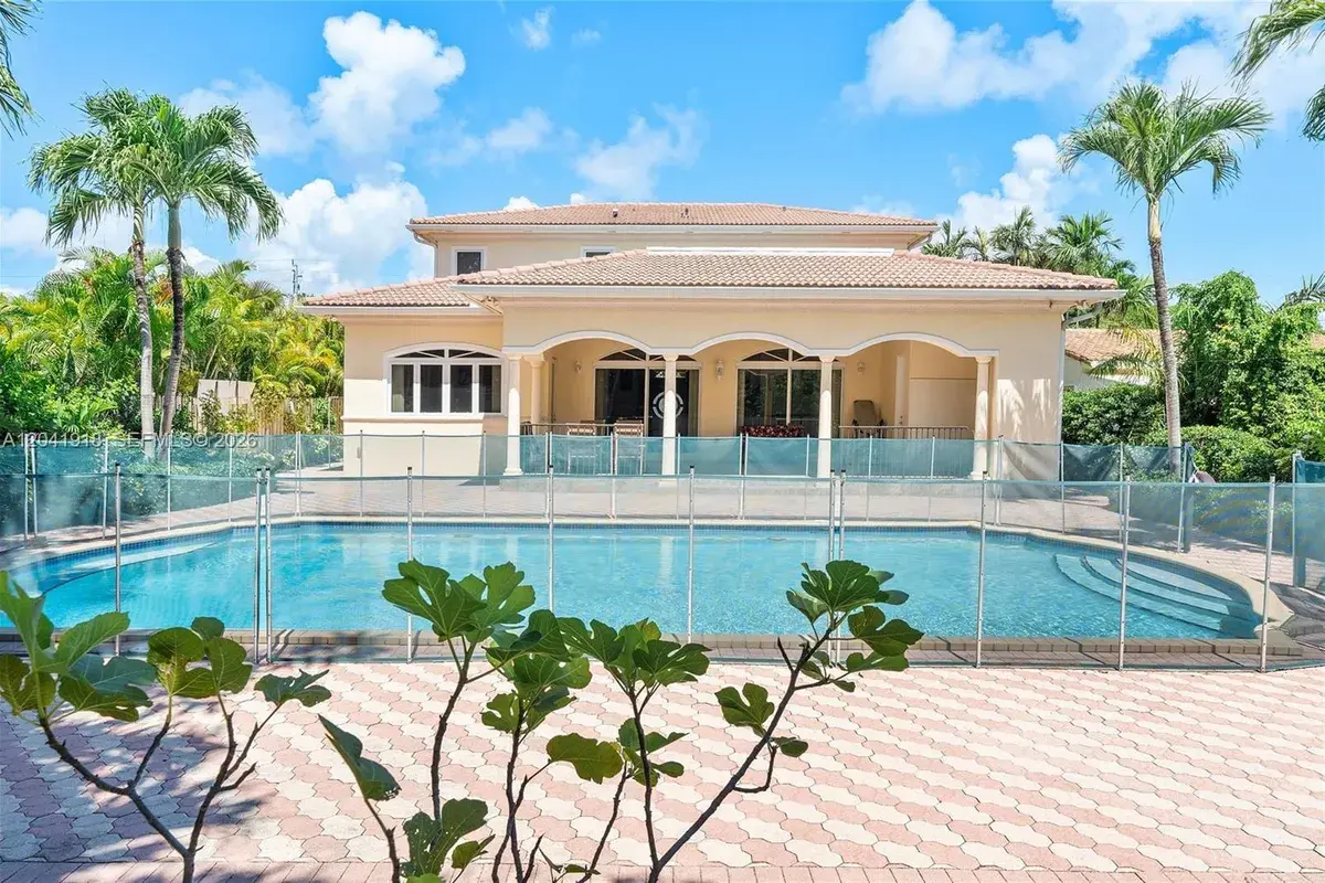 3765 Prairie Ave # 3765, Miami Beach FL 33140