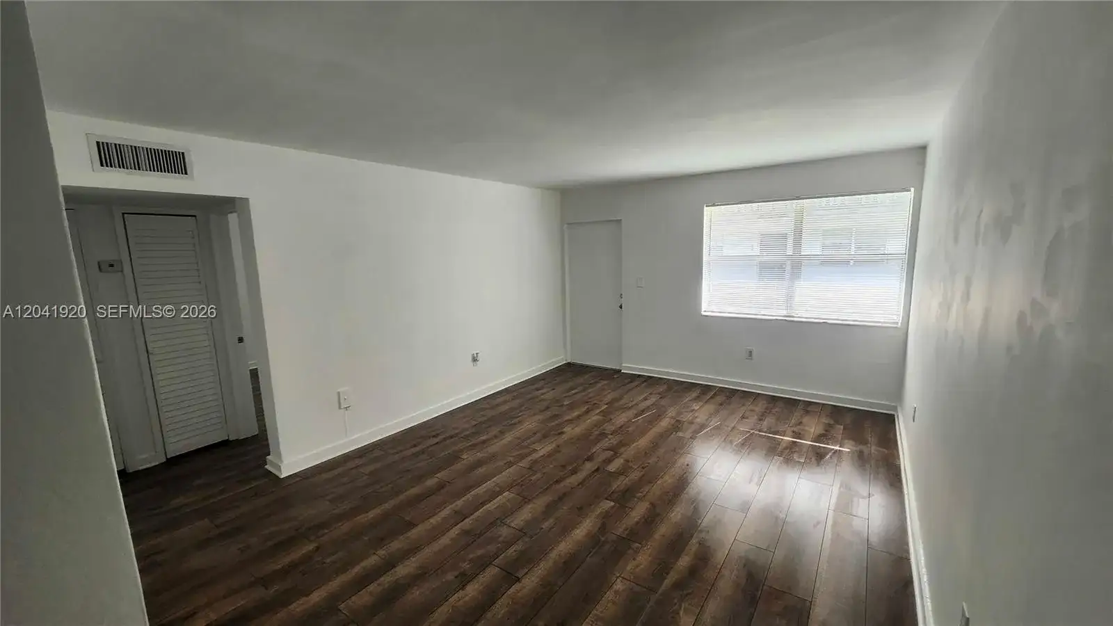 111 NW 152nd St # 11, Miami FL 33169 photo 4