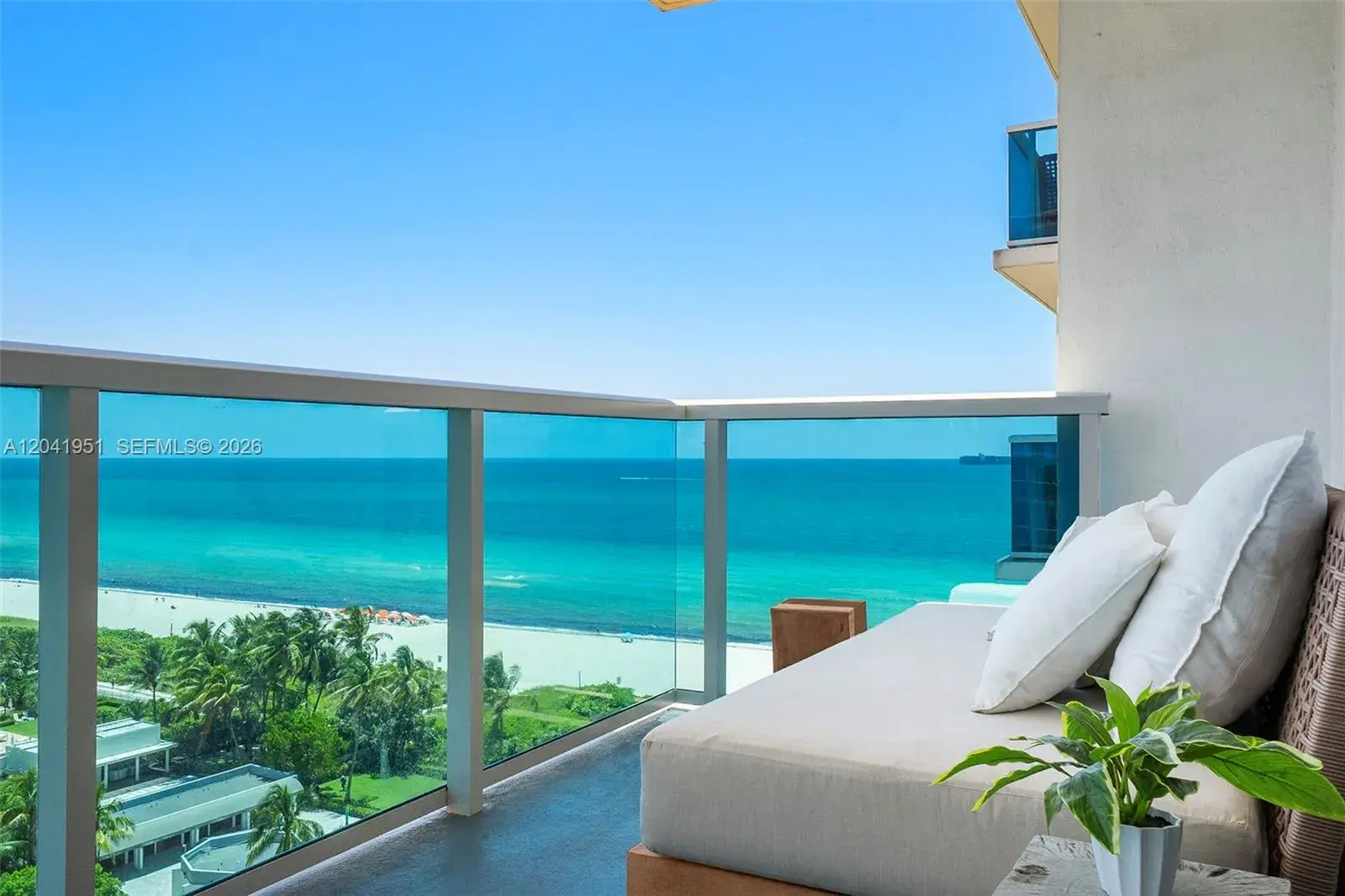 102 24th St # 1213, Miami Beach FL 33139
