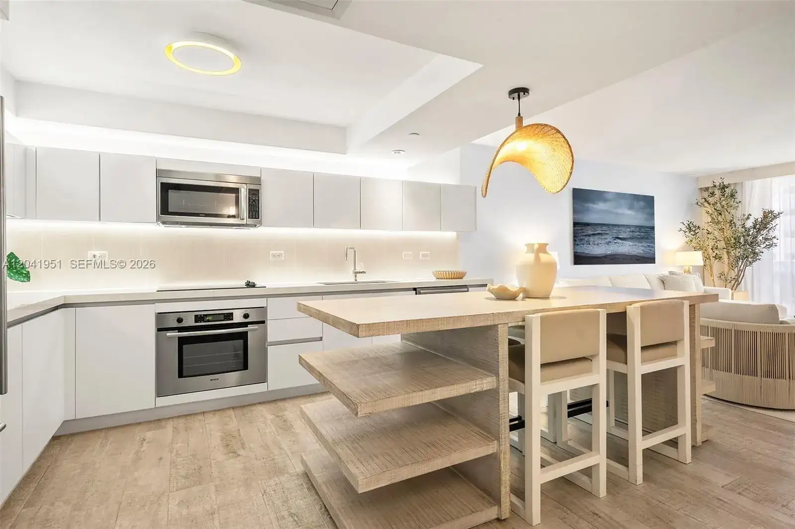 102 24th St # 1213, Miami Beach FL 33139 photo 3