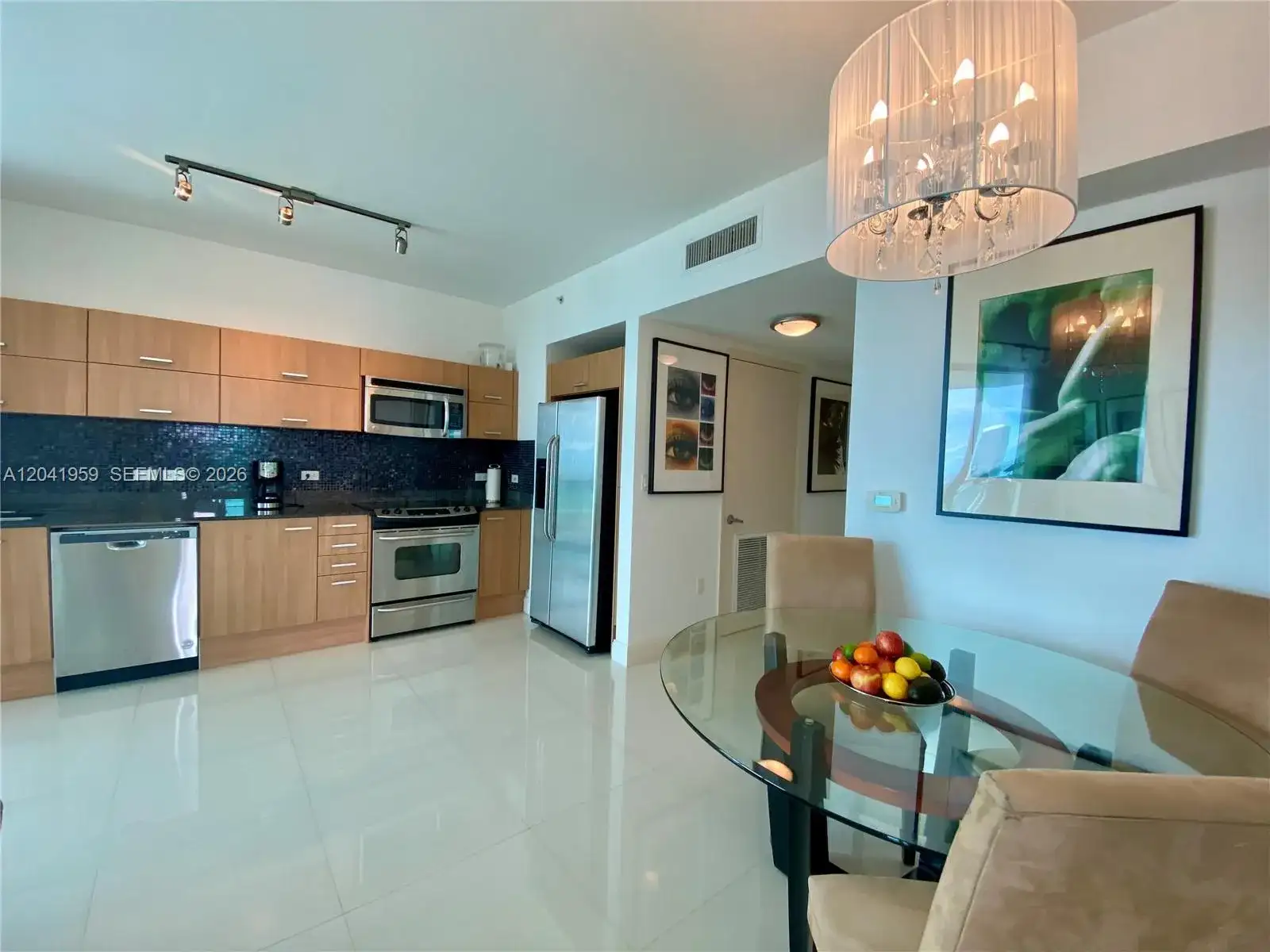 350 S Miami Ave # 3813, Miami FL 33130 photo 5
