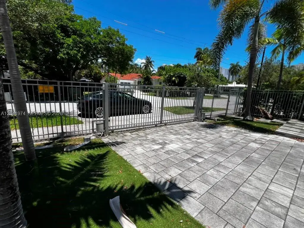 18975 Atlantic Blvd # 18975, Sunny Isles Beach FL 33160