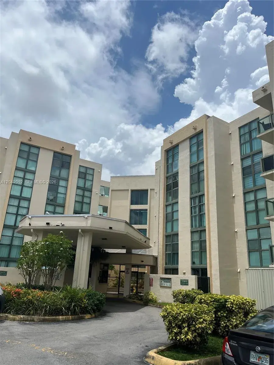 2055 SW 122nd Ave # 321, Miami FL 33175
