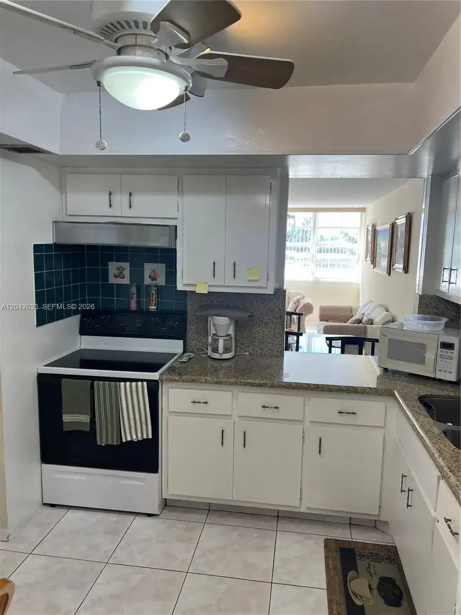 1351 NE Miami Gardens Dr # 222E, Miami FL 33179 photo 3