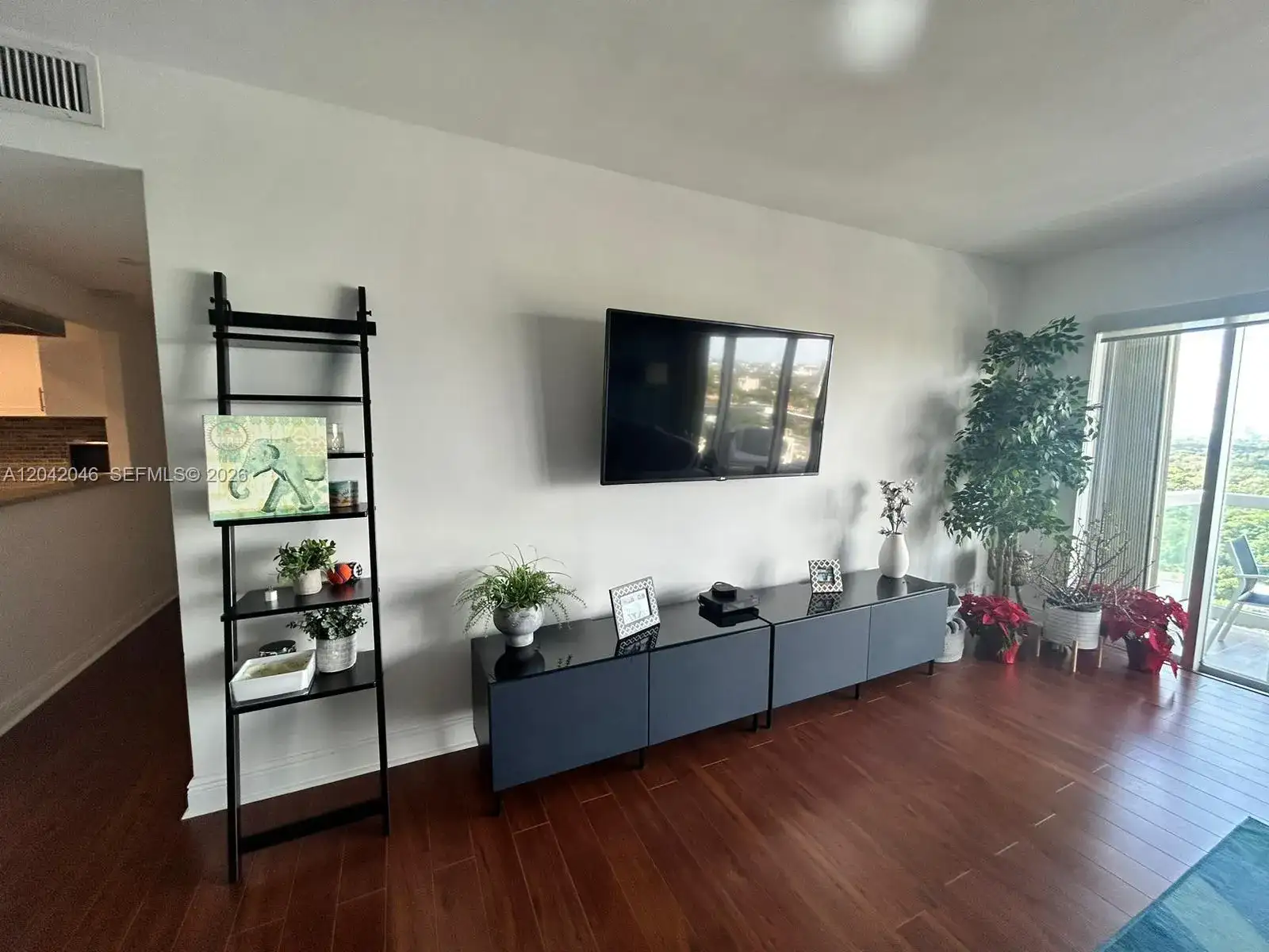 2451 Brickell Ave # 20M, Miami FL 33129 photo 2