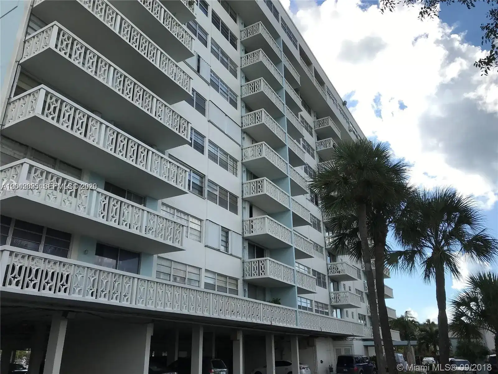 13155 Ixora Ct # 810, North Miami FL 33181 photo 2