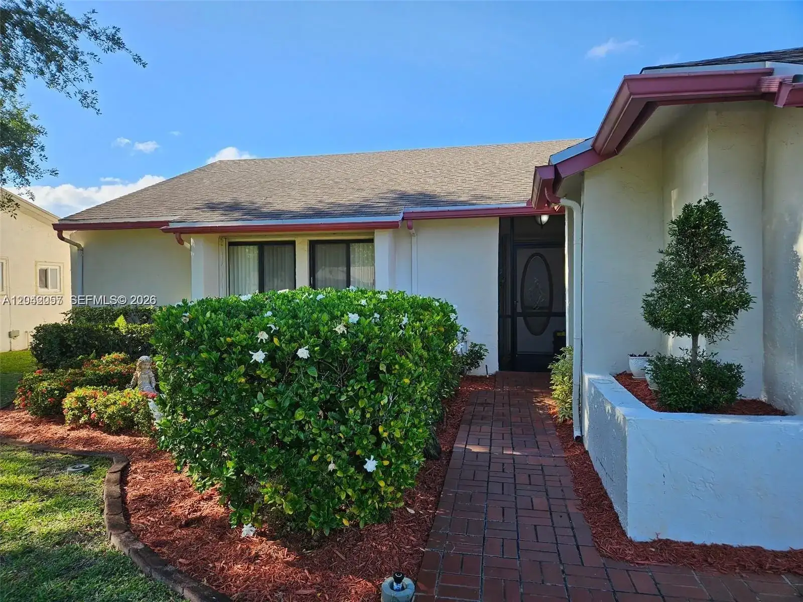 10301 Greenbriar Ct, Boca Raton FL 33498 photo 4