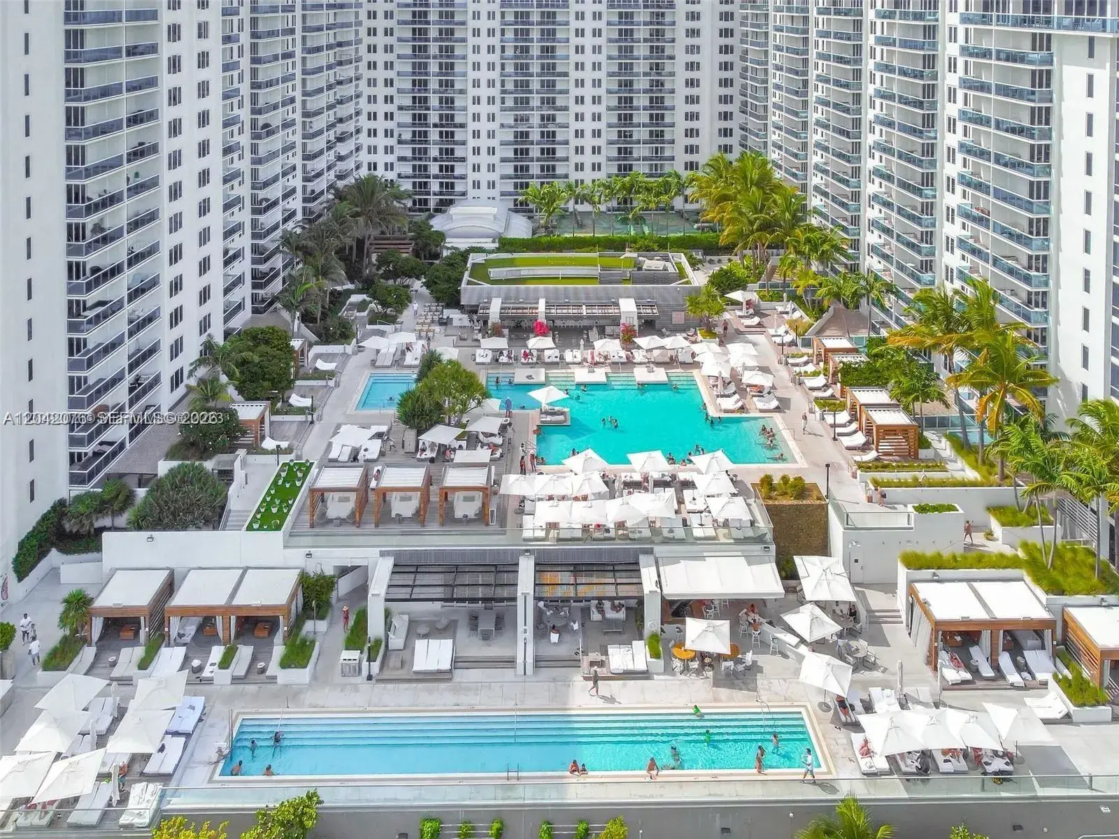 2301 Collins Ave # 420, Miami Beach FL 33139