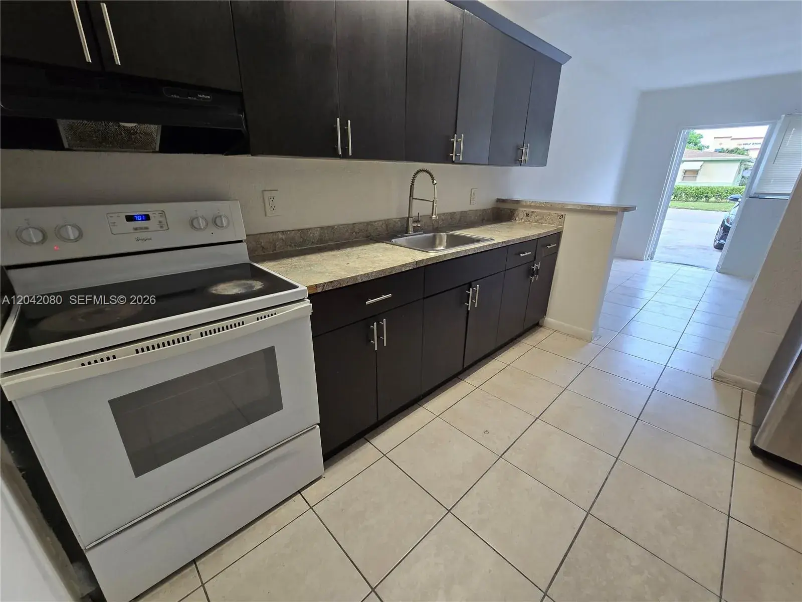 2203 Taft St # B, Hollywood FL 33020