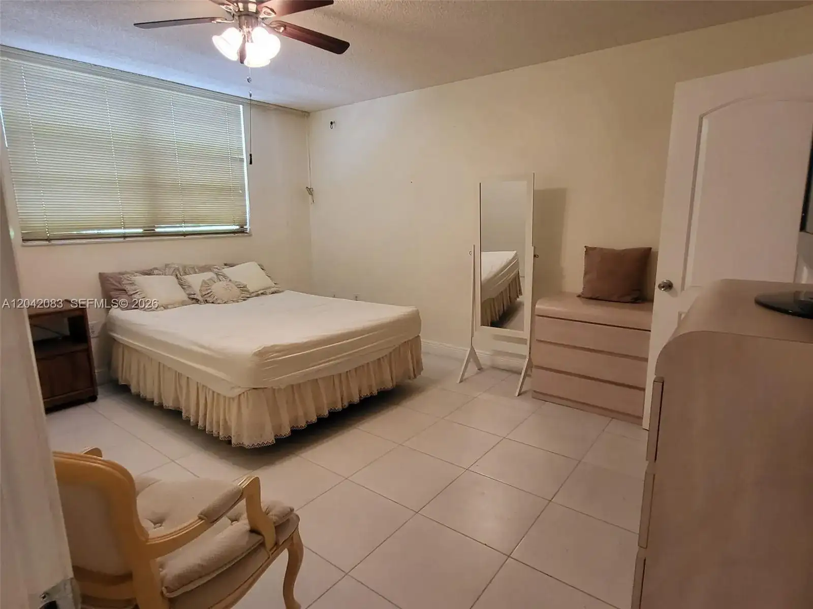 900 Colony Point Cir # 107, Pembroke Pines FL 33026 photo 5