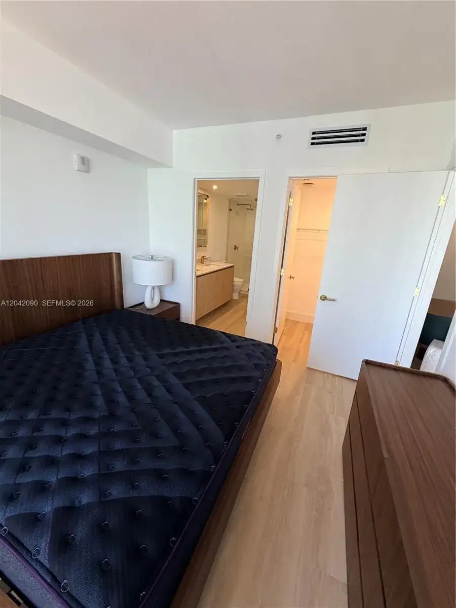 90 NE 32nd St # 706, Miami FL 33137 photo 5