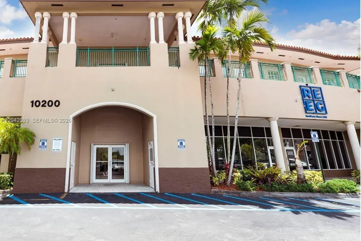 10200 NW 25th St # 205, Doral FL 33172