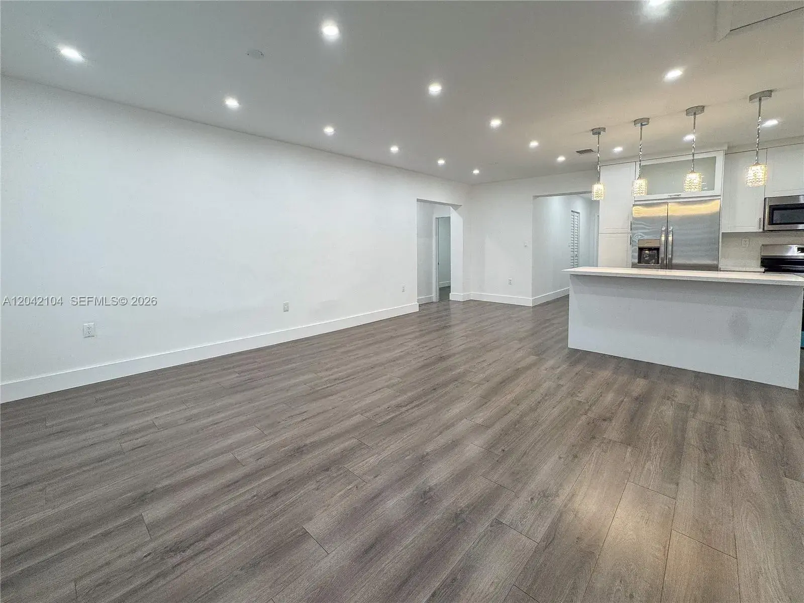 1319 NW 40th St, Miami FL 33142