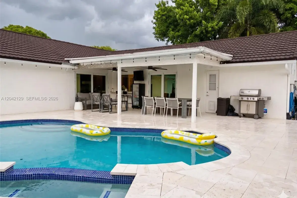 1903 NW 79th Ave, Margate FL 33063