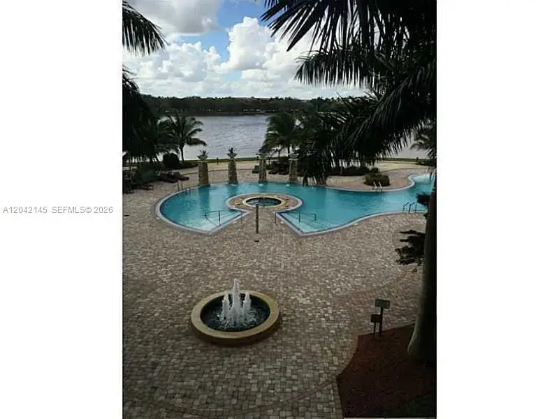 2641 N FLAMINGO ROAD # 1404N, Plantation FL 33323