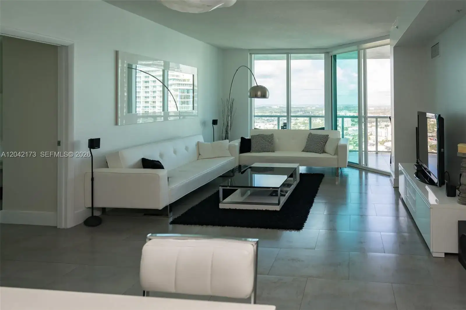1900 N Bayshore Dr # 3514, Miami FL 33132 photo 2