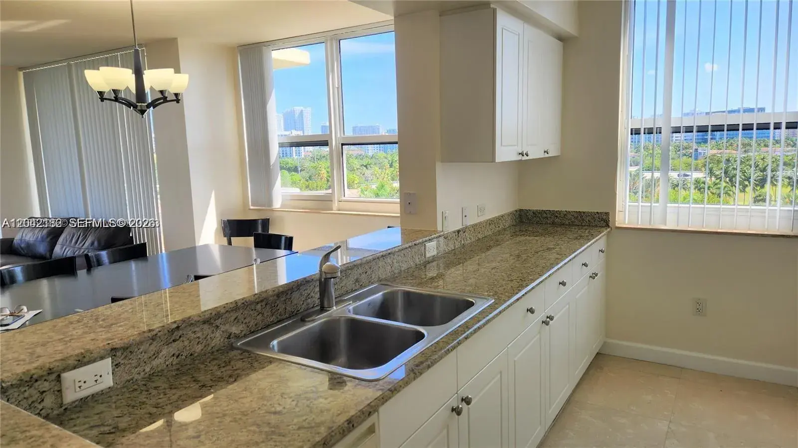 19501 W Country Club Dr # 704, Aventura FL 33180