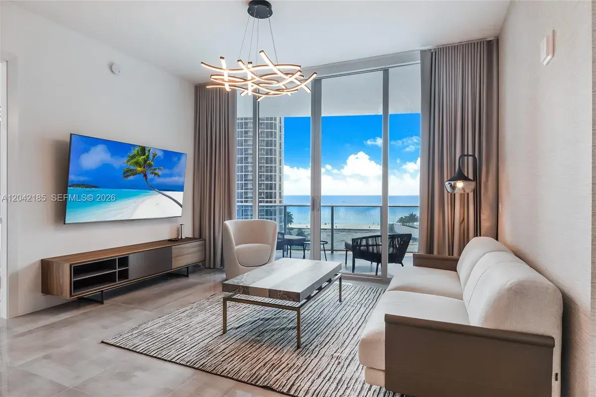 17550 Collins Ave # 702, Sunny Isles Beach FL 33160
