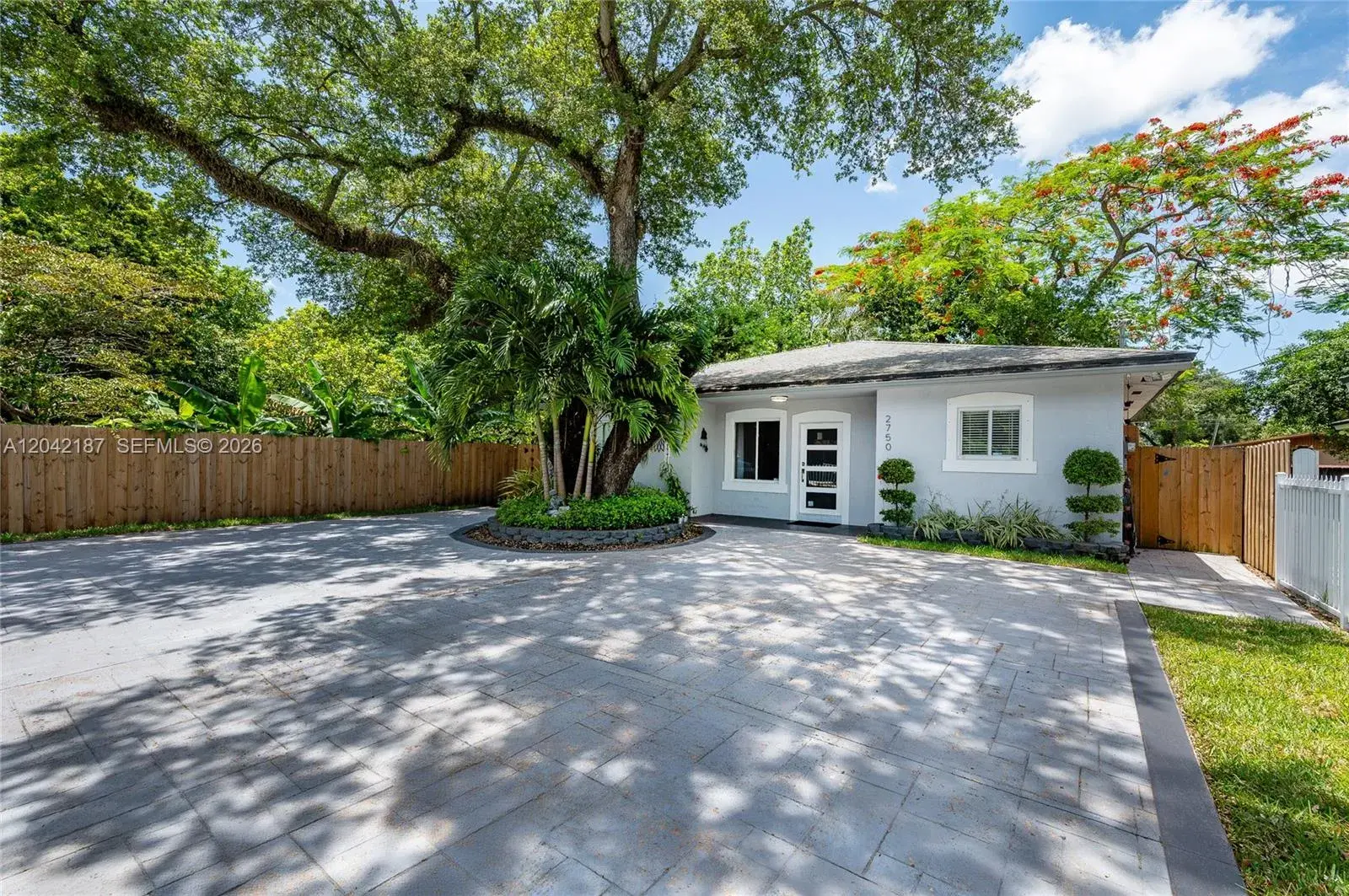 2750 NW 170th St, Miami Gardens FL 33056