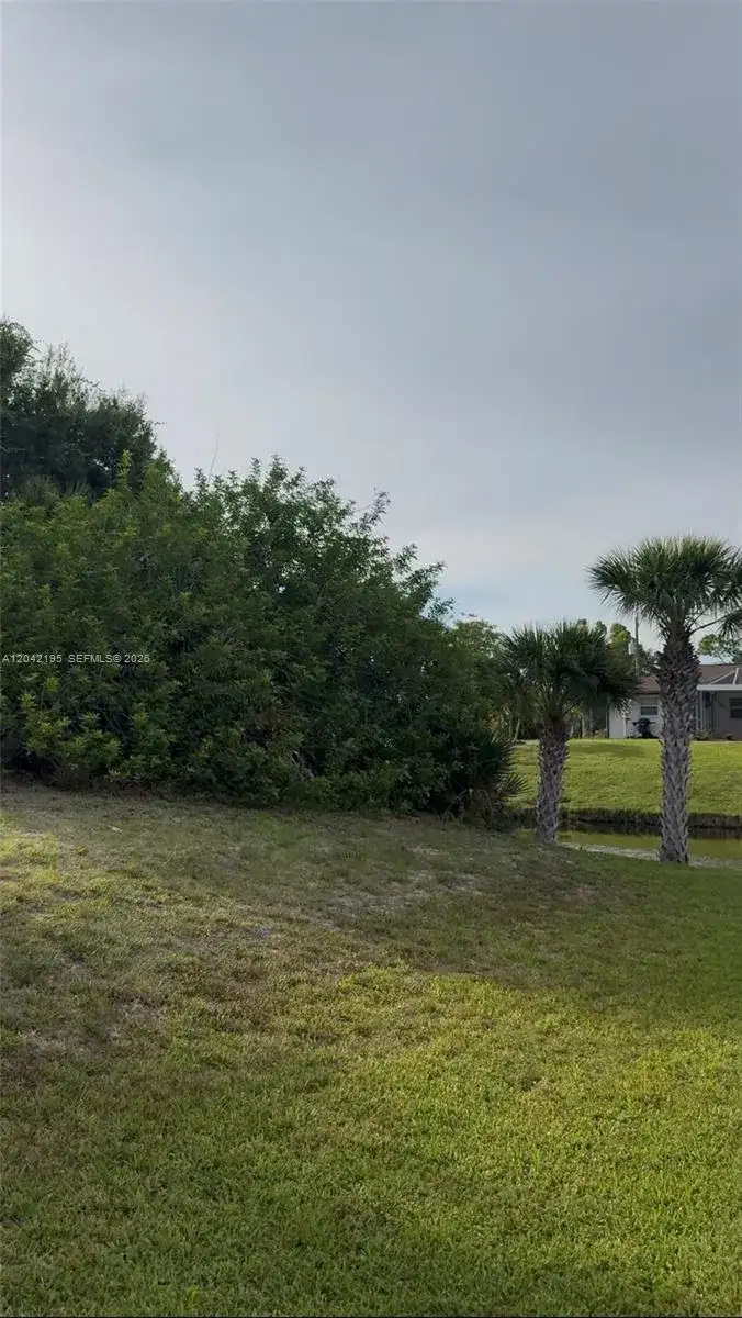 140 Albatross Rd, Other City - In The State Of Florida FL 33947 photo 5