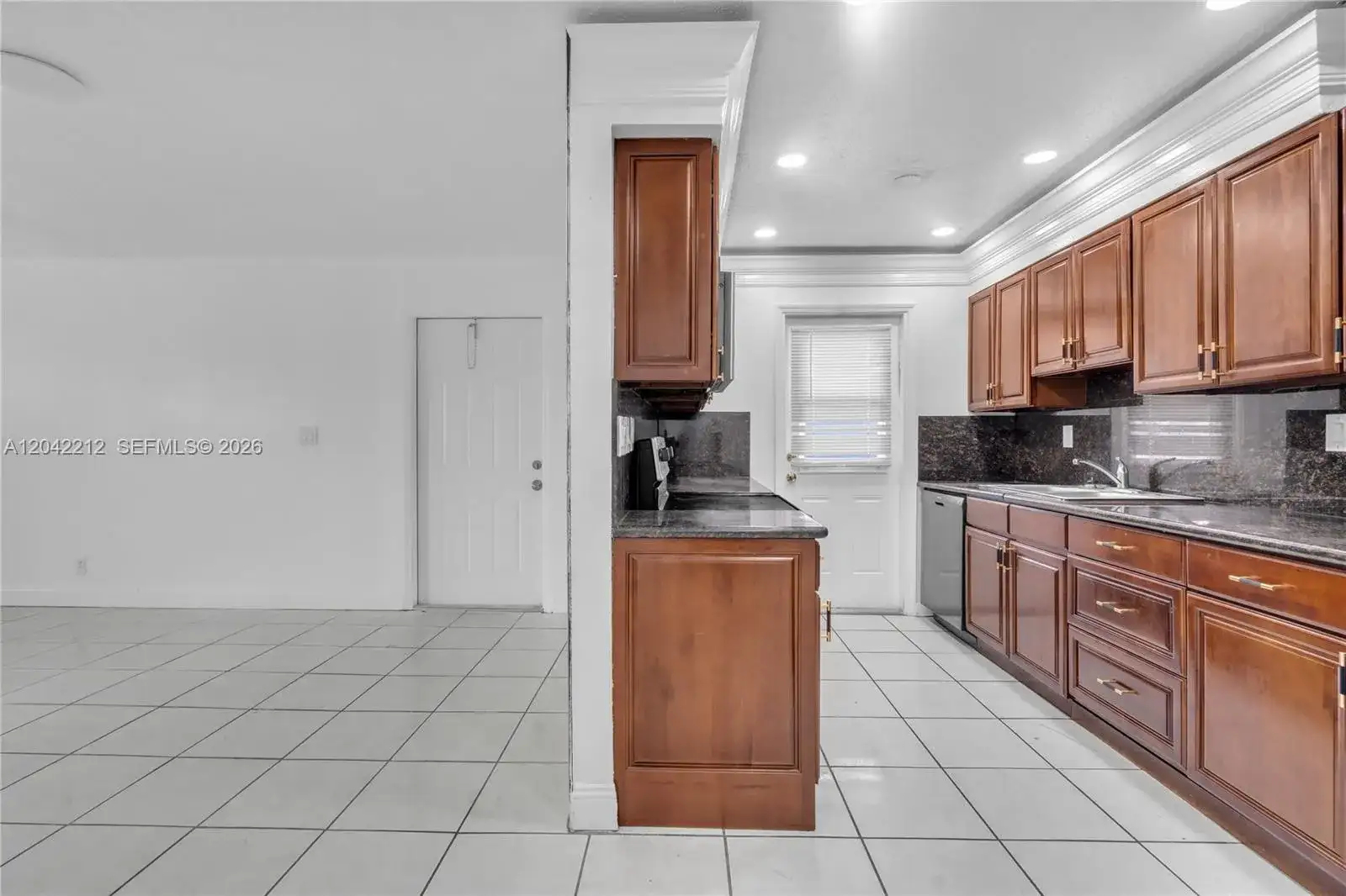 7491 SW 10th Ct # 201B, North Lauderdale FL 33068 photo 4