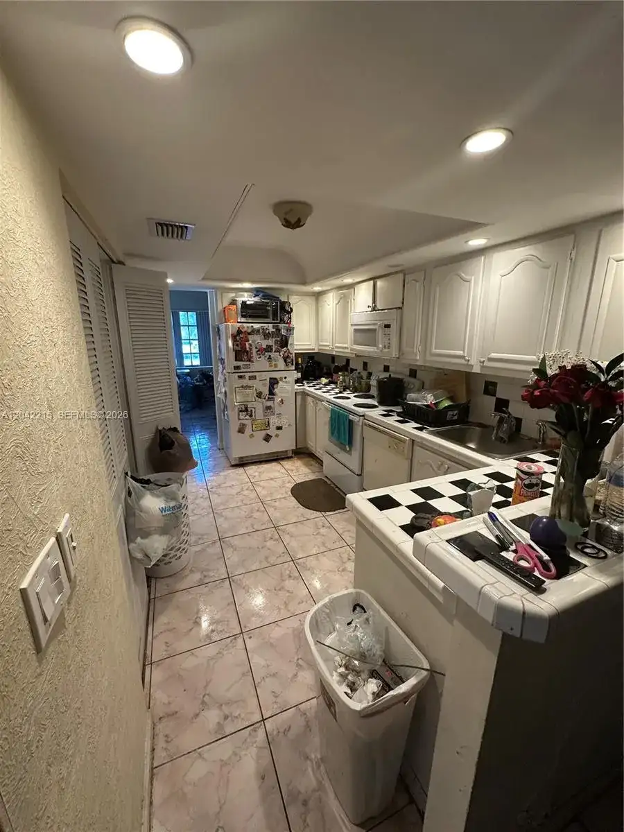 2700 NW 47th Ter # 1001, Lauderdale Lakes FL 33313 photo 4
