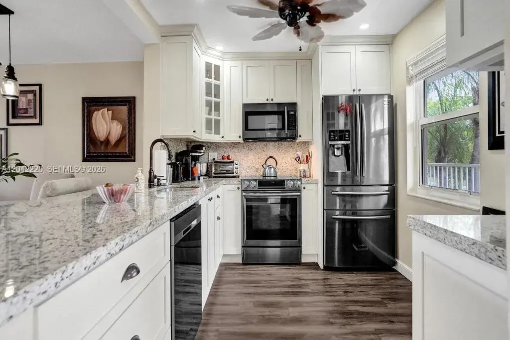 415 SE 11th Ter # 207, Dania Beach FL 33004