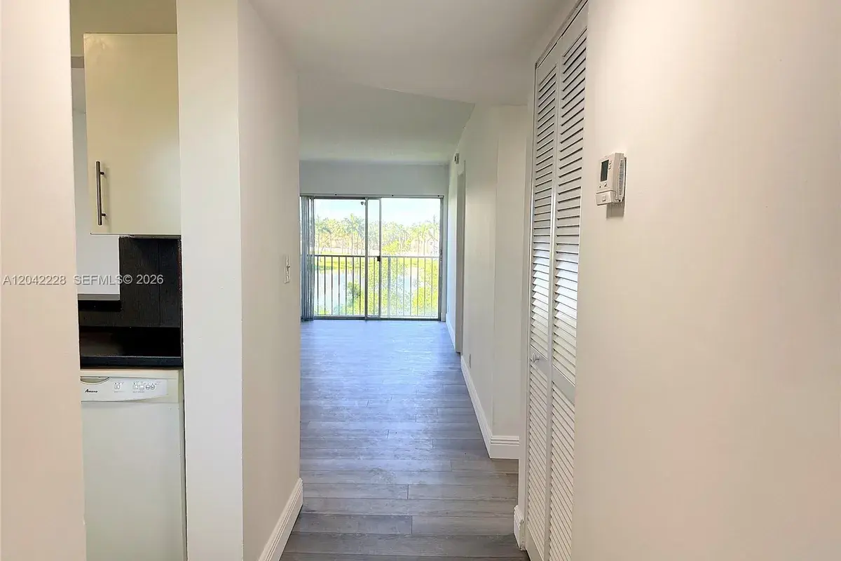 8560 N Sherman Cir # 302, Miramar FL 33025