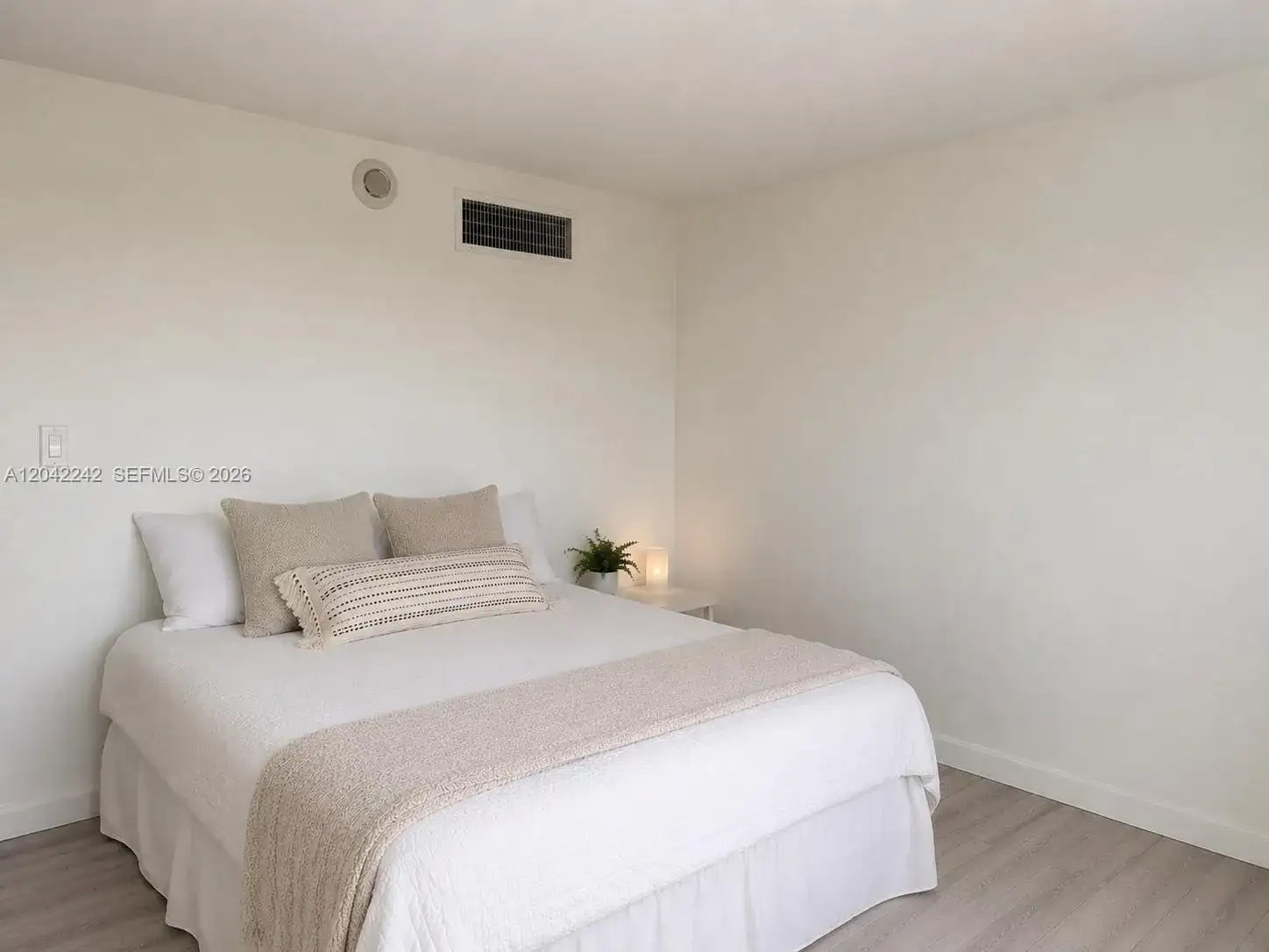 10275 Collins Ave # 431, Bal Harbour FL 33154 photo 3