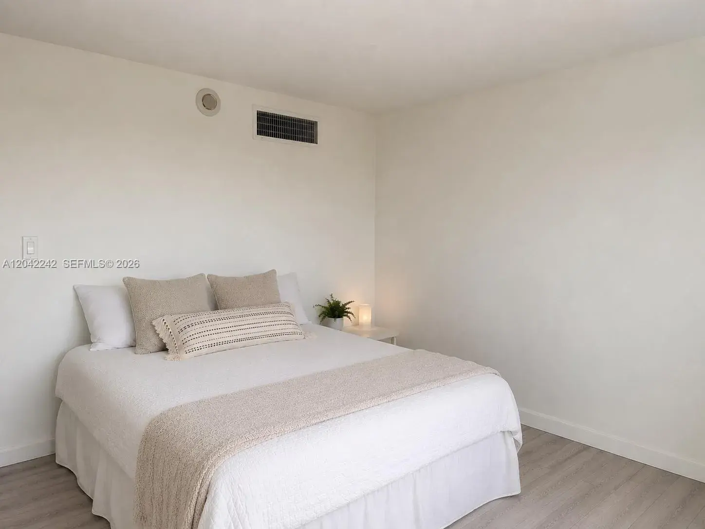 10275 Collins Ave # 431, Bal Harbour FL 33154