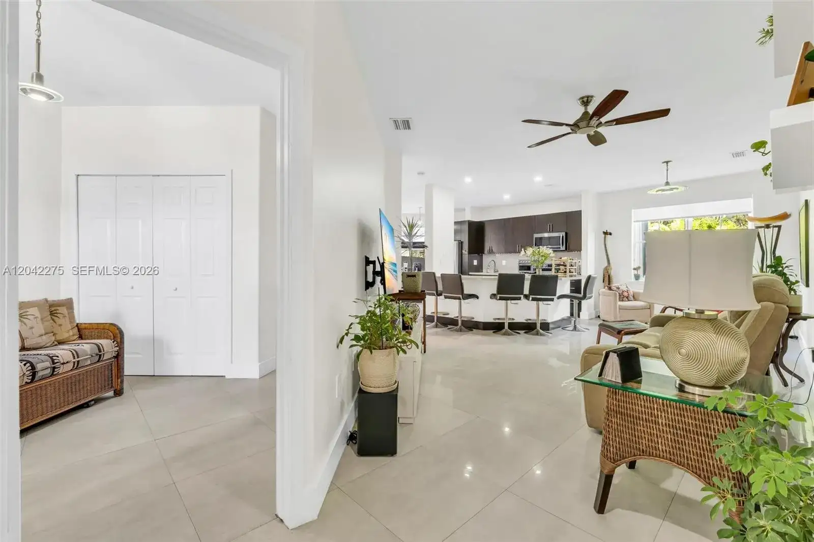 5570 NW 107th Ave # 916, Doral FL 33178 photo 4