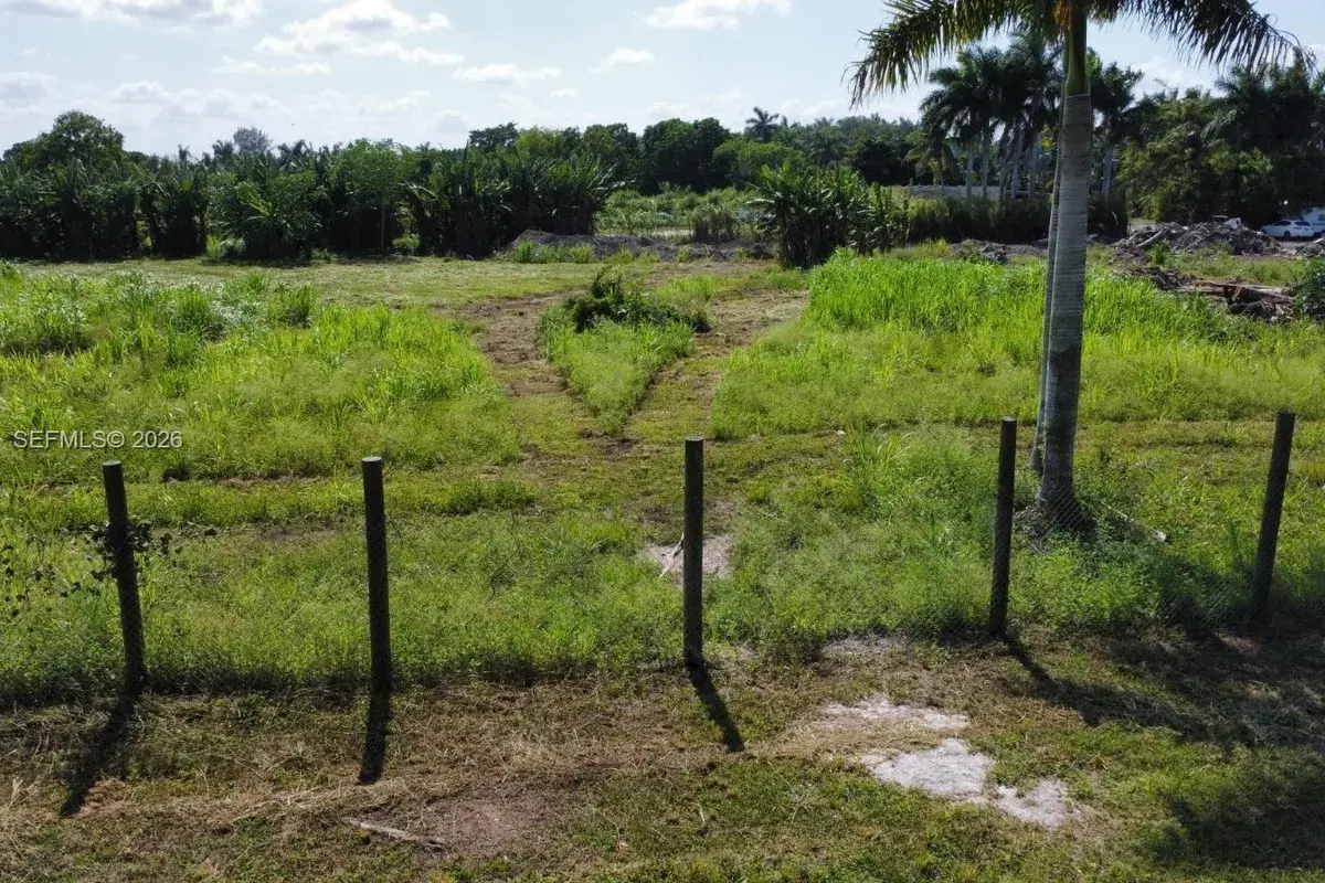 168 St, Miami FL 33187