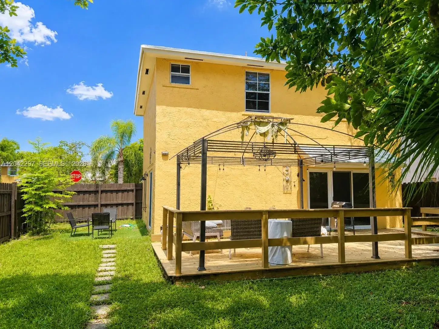5788 Woodland Point Dr, Tamarac FL 33319 photo 3
