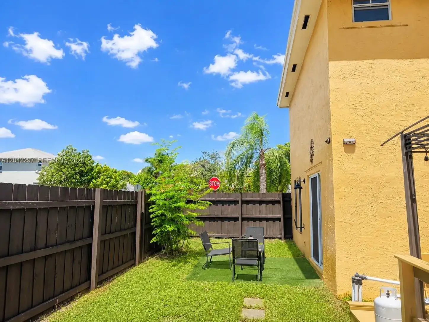 5788 Woodland Point Dr, Tamarac FL 33319 photo 4