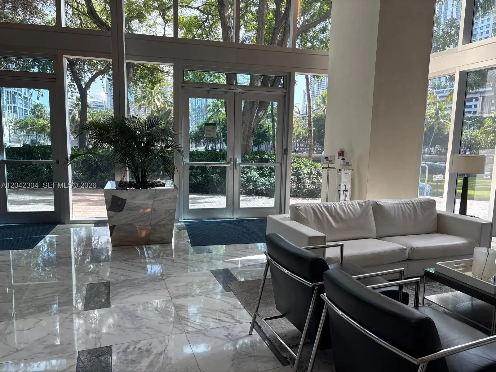 185 SW 7th St # 1410, Miami FL 33130
