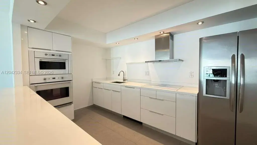 19380 Collins Ave # 905, Sunny Isles Beach FL 33160