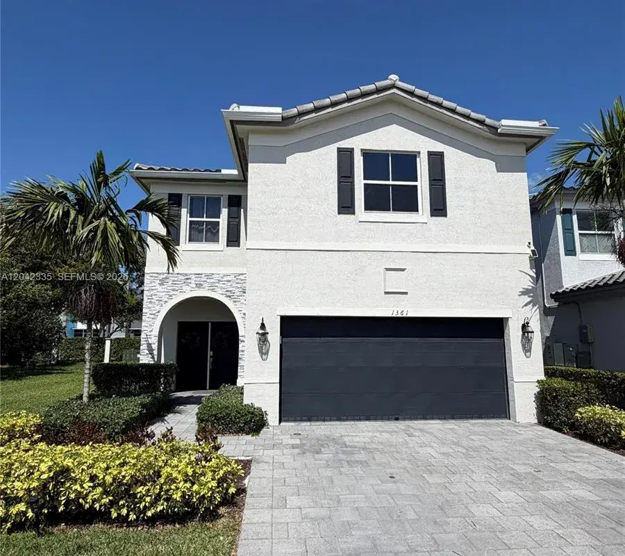 1361 SE 27th Ter, Homestead FL 33035