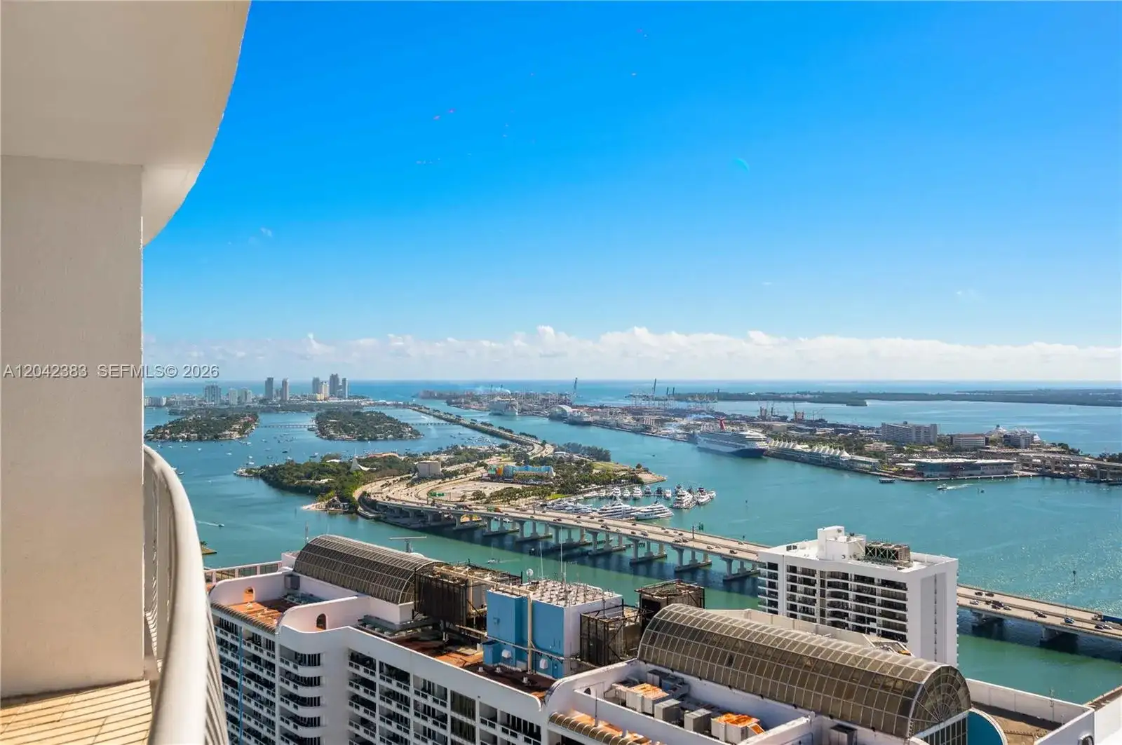 1750 N Bayshore Dr # 5212, Miami FL 33132 photo 2